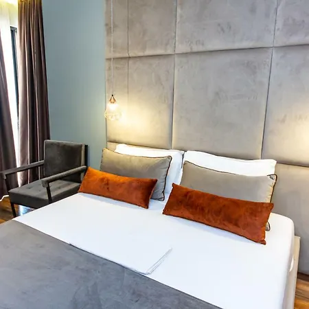Apollon (adults Only) 4*